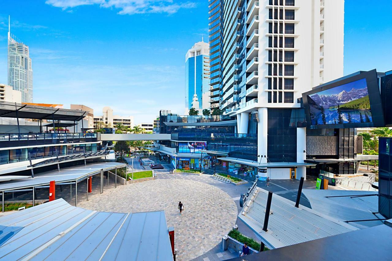 Apartment Seabreeze Holidayz On Cavill Ocean View Gold Coast