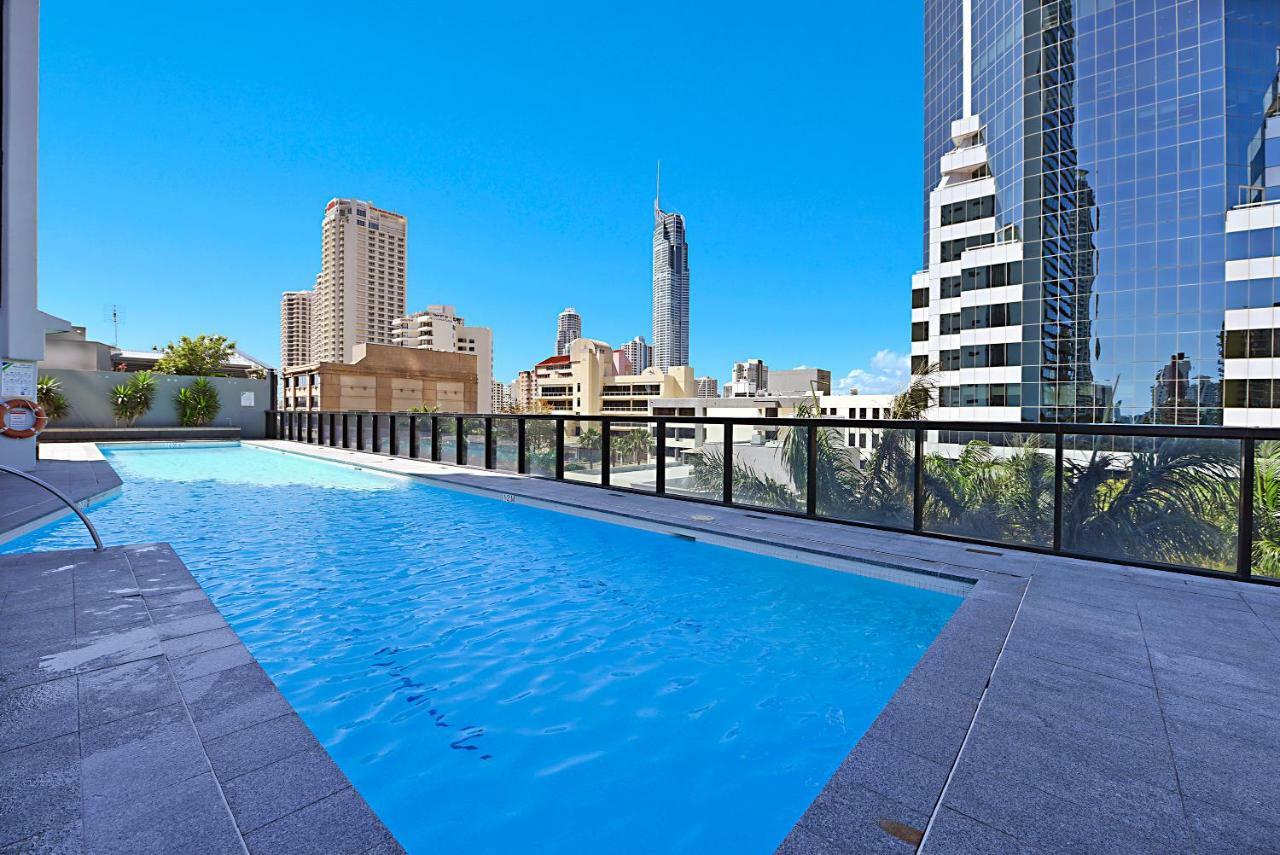 Apartment Seabreeze Holidayz On Cavill Ocean View Gold Coast
