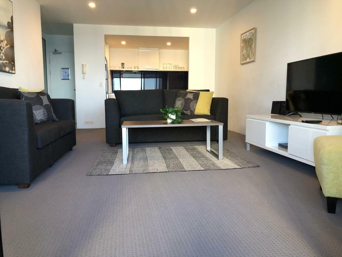 Seabreeze Holidayz On Cavill Ocean View Apartment Gold Coast