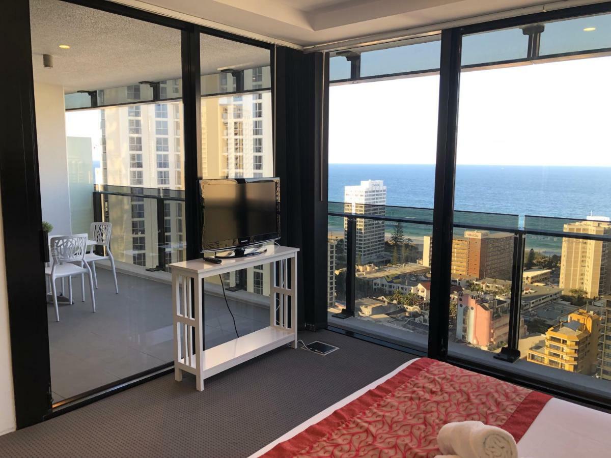 Apartment Seabreeze Holidayz On Cavill Ocean View *